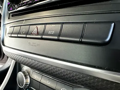 2014 Mercedes-BENZ A-CLASS 照片 7