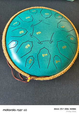 Handplayed 11-Note Steel Tongue Drum - Turquoise