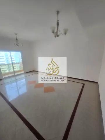 الايجار سنوي في بعجمان منطقة النعيميه 2 جنب اسطنبول ماركت و لولوء خليج و السفر مول  شقة غرفه وصاله منفصل تكيف مركزي 1 حمام مع بلكونه اطلاله مفتوحه مسا
