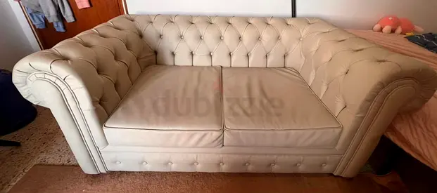 Beige Chesterfield 2-Seater Sofa in Good Condition