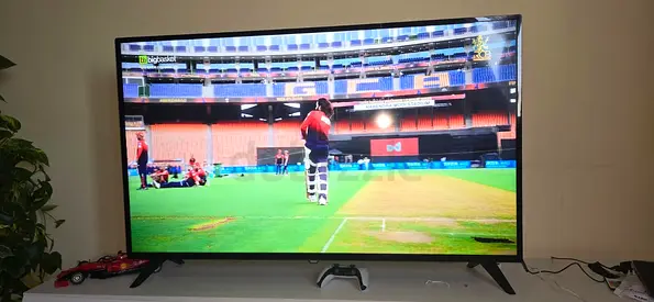 55 Smart LED TV Phillips,in Good Condition - Ready to Use