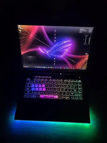 ASUS ROG STRIX G16 (with box)
