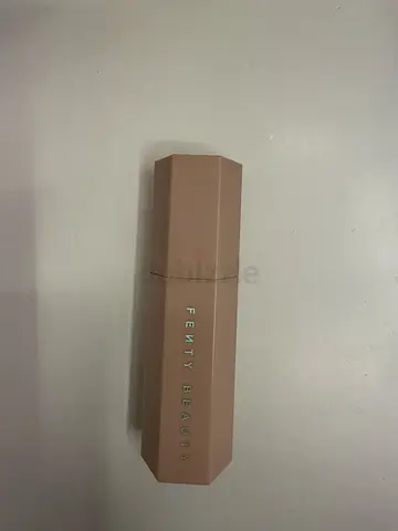 Fenty contour