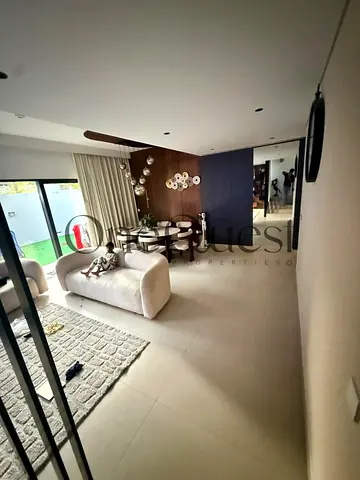 3BR All Masters | Corner TH | Vacant | Spacious Layout