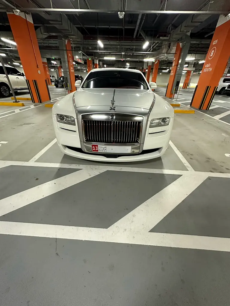 Rolls-Royce Ghost 2013 — photo 1 of 16