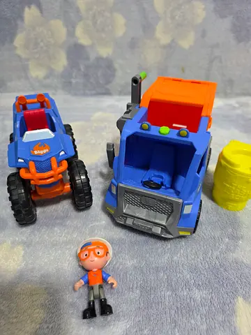 Blippi vehicles toy with characters. Kids toys