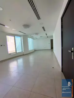 Signature Penthouse with Gym, Pool, Parking Access
