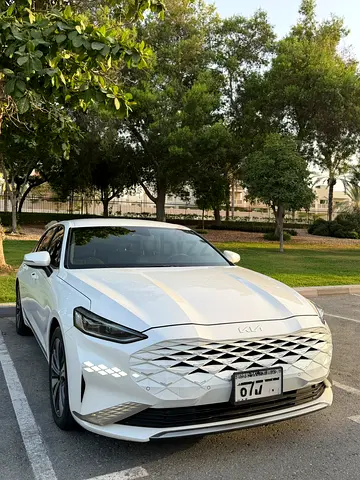 Kia K8 3.5L 2022 GCC Specs - (December 2022)
