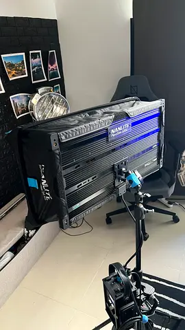 Nanlite Pavoslim 120C Video Light