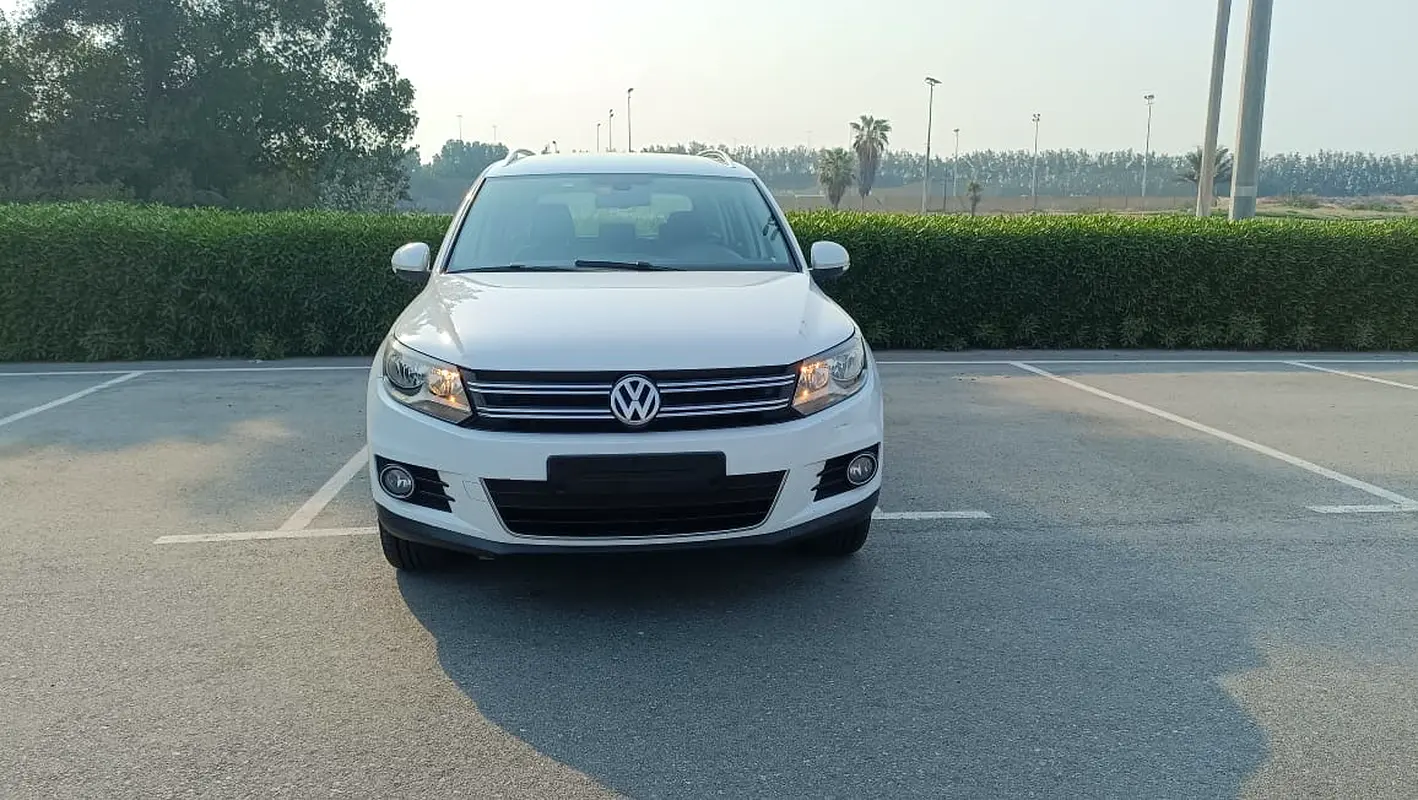 Volkswagen Tiguan 2016 — photo 1 of 20