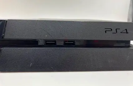 ps4 1tb 2 controllers with cover