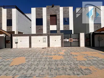 للبيع فيلا طابقين وروف موصلة مياه كهربا مكييفات مركزى  تتميز بموقع استراتيجي قريب من جميع الخدمات والمدارس والمراكز التجارية تملك حر