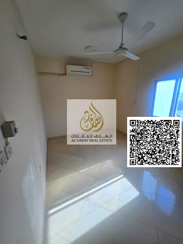 غرفة وصالة للإيجار بالروضة 2، موقع مميز قريب من شارع الشيخ عمار، قريب من جميع الخدمات. الدفع 4 أو 6 دفعات، تأمين شيك 25,000 درهم. موقع ممتاز جدا بالخد