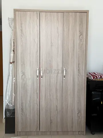 Wardrobe 3 Doors