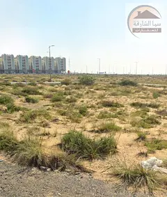 Location: Hills - Sharjah Land area: 506.2 square meters Area per square foot: approximately 5,449 s