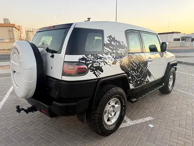 2010 Toyota FJ CRUISER photo 6