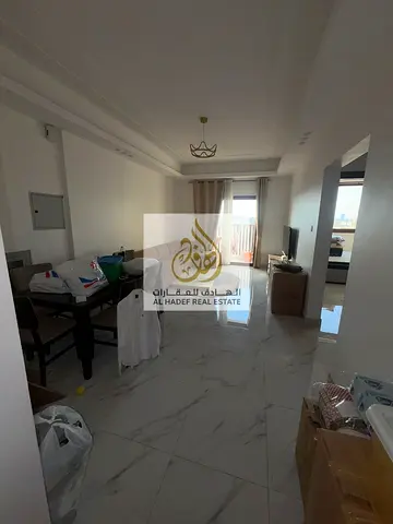 ✨ Annual Apartment for Rent in Ajman ✨ A great opportunity to live in a spacious 1-bedroom apartment located in Al Muwaihat, in a prime strategic loc