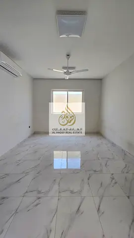 مع روف خاص,شقة مميزة,صيانة مجانية,مساحة واسعة,موقع مميز,سهل الوصول