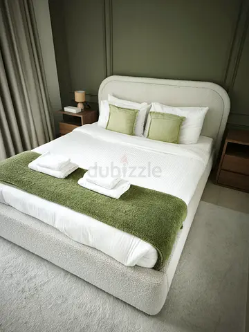 King size Bed with mattress