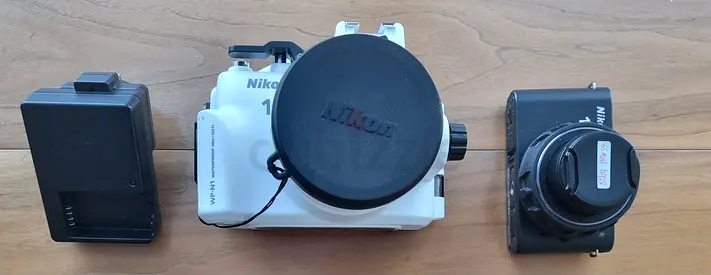 Nikon 1 J1 + Underwater case