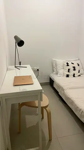 White high-gloss IKEA desk