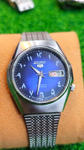 Seiko 5 Automatic Mens Watch with Blue Dial and Arabic Numerals (Used)