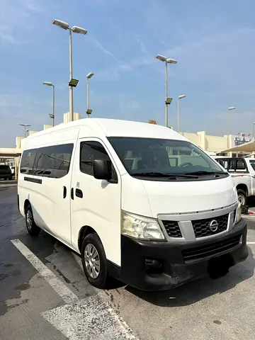 Bus Nissan Urvan NV350 Passenger 14  Seat Model 2017 GCC Specs - Well Maintained Good Condition 163