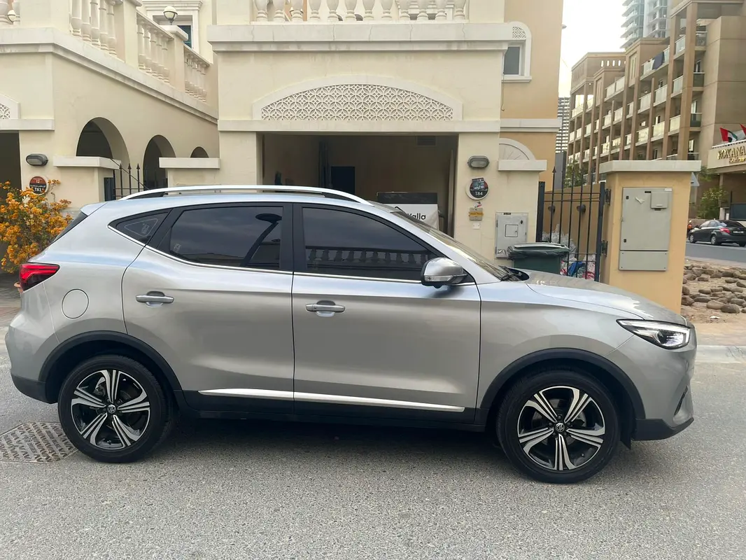 MG ZS 2025 — photo 1 of 9