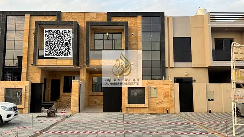 Townhouse villa for annual rent, first occupancy, 5 bedrooms, top-of-the-line finishing