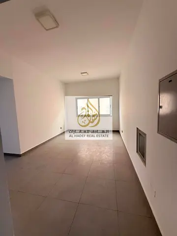 🏡✨ Two-bedroom apartment for rent – ​​Al Rawda 1, Ajman ✨🏡 📍 Location: Al Rawda 1, behind Al Hamidiya Police Station and opposite Kenz Hypermarket