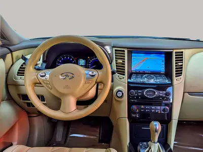 صورة 10 لـ 2019 Infiniti QX70