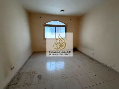 متاح 3 استوديوهات للإيجار في مويلح الجديدة – الشارقة | بالقرب من كوخ الشاي | سعر مميز 22 ألف سنويًا | الدفع على 4 أو 6 دفعات | موقع حيوي قريب من الجام