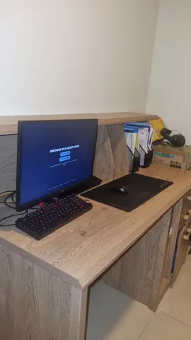150x27 cm computer/ study desk, excellent condition with storage space, 3 drawers and cabinet.