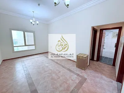🌟 هل تبحث عن الرفاهية والراحة في قلب الشارقة؟ شقة 1BHK فاخرة في المجاز 3 بانتظارك الآن! 🏠