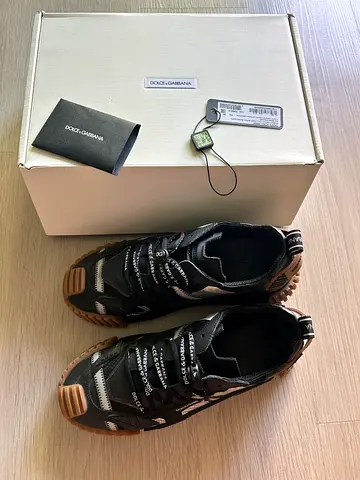 Dolce  Gabbana trainer size 38 authentic boxed
