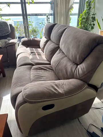 Well maintained, completely functional, recliner 3 seater sofa  2 seater sofa for sale