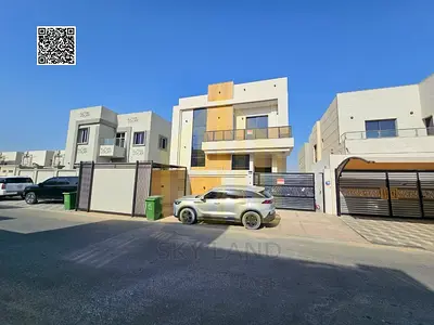 Own your dream home: a 5-bedroom, two-story house with a rooftop terrace and swimming pool in a pre