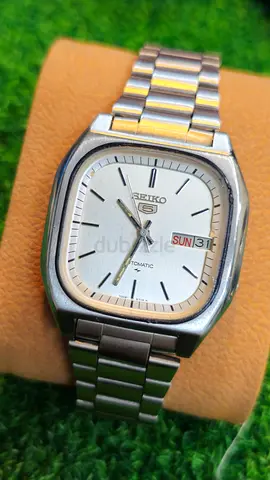 Vintage Seiko 5 Automatic 7009 Caliber 21-Jewels Japan made Mens watch (Used)
NO BOX NO PAPER