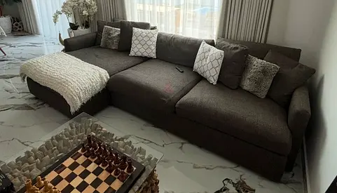 Modern L-Shaped Grey Sectional Sofa with Chaise