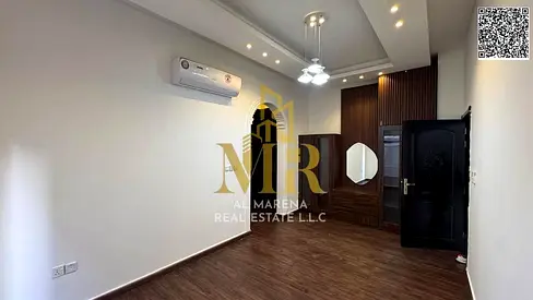 Villa in one of Ajman's most prestigious areas, on a main street, with a price including electricity, water, and air conditioning. Located close to al