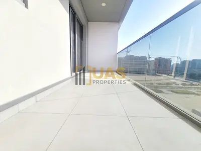 Bright 1BR Apartment | Balcony | Downtown City View