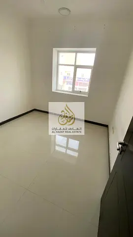 For rent in Rawda: 2 bedrooms, a living room, and 2 bathrooms, directly on Sheikh Ammar Street. Prime location near Al Shorouk Mall. 38,000 KD, payabl