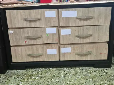 6-Drawer Wooden Dresser/Chest - Light Oak Finish, Good Functional Condition
