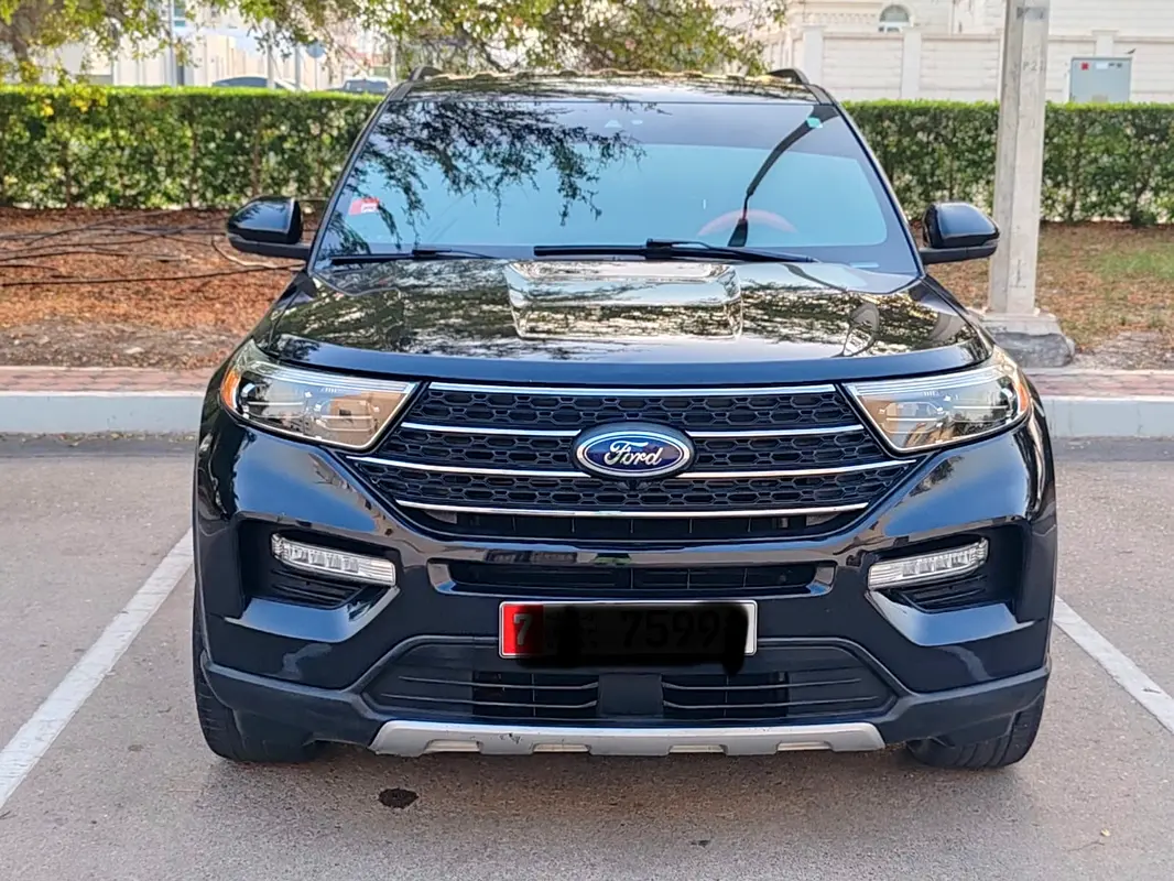 Ford Explorer 2020 — photo 1 of 14
