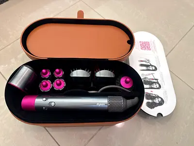 Dyson Airwrap Complete styler with case — used, good condition