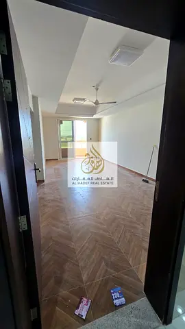 شقة للإيجار في المويهات – موقع مميز  * غرفتين وصالة * مساحات واسعة جداً * ثاني ساكن * تشطيب جيد  الموقع: قريبة من أكاديمية عجمان ومجمع المدارس وقريبة