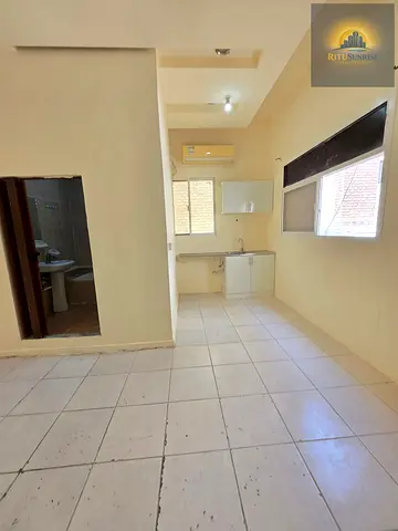BEAUTIFUL STUDIO APARTMENT AVAILABLE IN KHALIDIYA BACKSIDE SHERATON HOTEL READY TO MOVE