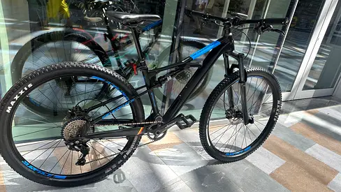 Silverback Stratos Small