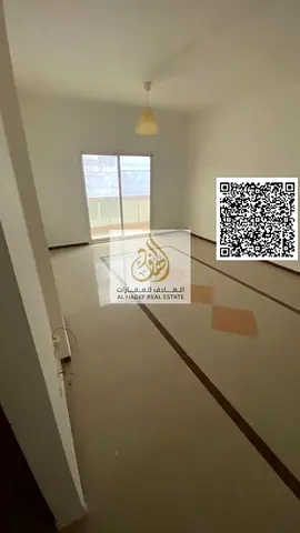 للايجار بعجمان غرفة وصالة منعزلة مع حمام وبلكونة بالنعيمية 2 شارع الملك فيصل قرب السفير مول والفطيم، السعر 32 ألف سنوي، الدفع 4 شيكات، التأمين شيك لاي