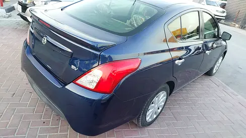 2019 Nissan VERSA 照片 5